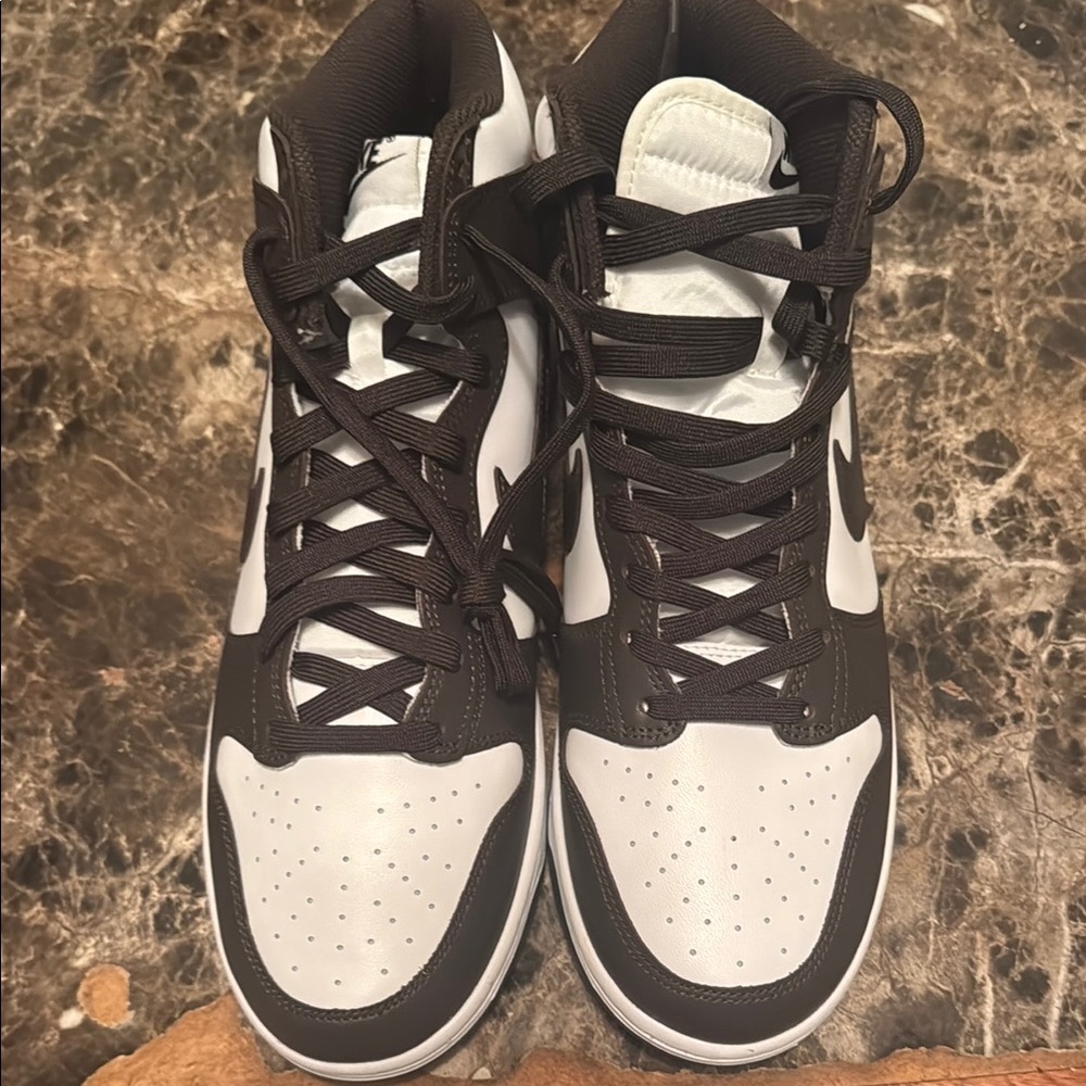 Nike Dunk  Brown and White dunks high top size 11 men’s not Pandas